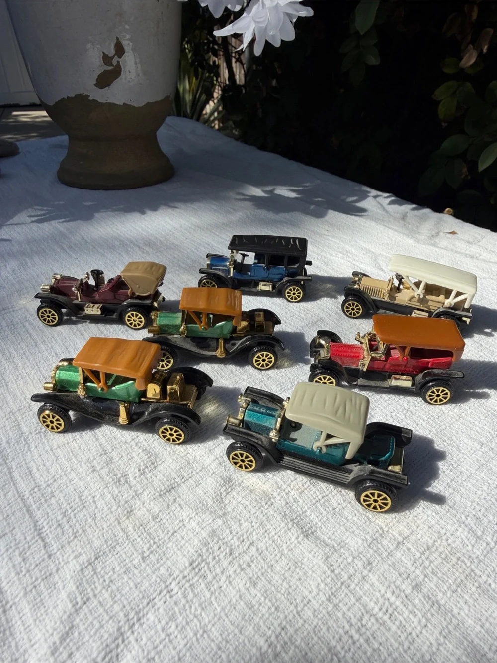 Vntg Mini Diecast Cars Ford.bundle of 7 cars.